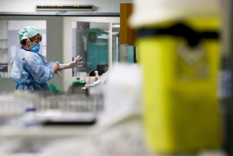 COVID-19: BÉLGICA REGISTA ABRANDAMENTO DE NOVOS CASOS E SUBIDA DE INTERNAMENTOS