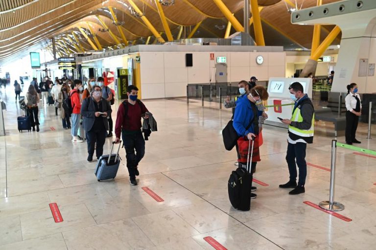 COVID-19: PORTUGAL EXCETUANDO AÇORES INCLUÍDO NA LISTA DE NOVAS RESTRIÇÕES EM ESPANHA