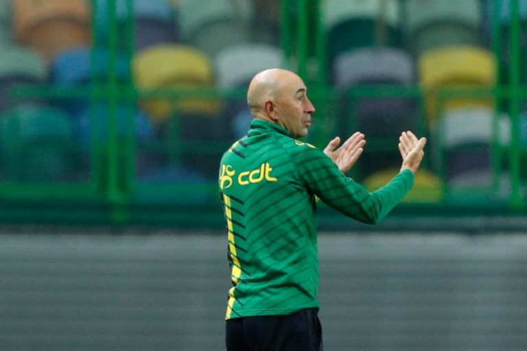 TREINADOR DO TONDELA RECONHECE DIFICULDADES NA RECEÇÃO AO VITÓRIA DE GUIMARÃES