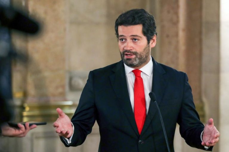 CHEGA ANTEVÊ “BATALHA JUDICIAL” E ESPERA QUE BIDEN NÃO PROMOVA “TEMA DAS MINORIAS”