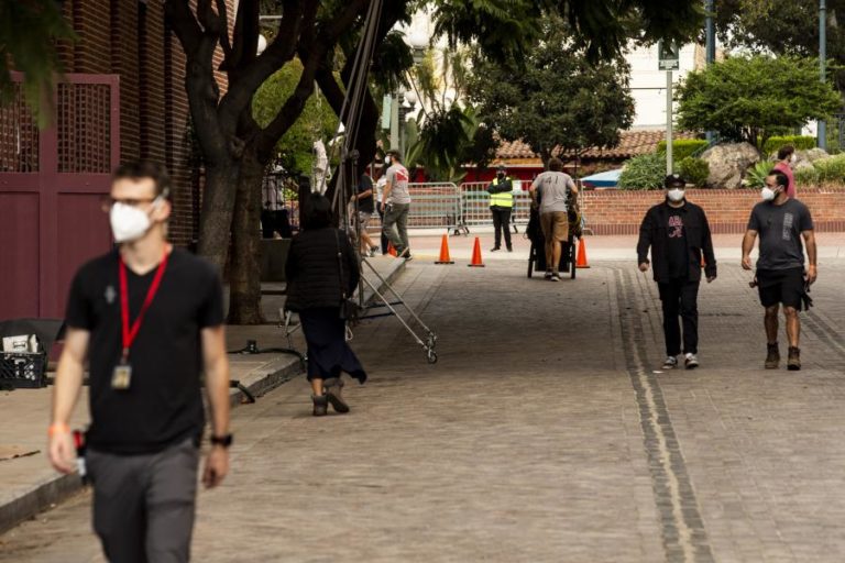 COVID-19: ESTADOS UNIDOS COM 1.764 MORTES E MAIS DE 142 MIL CASOS EM 24 HORAS