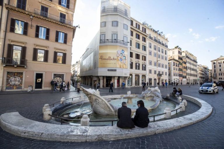 COVID-19: ITÁLIA COM 692 MORTOS E QUASE 35 MIL NOVAS INFEÇÕES NAS ÚLTIMAS 24 HORAS