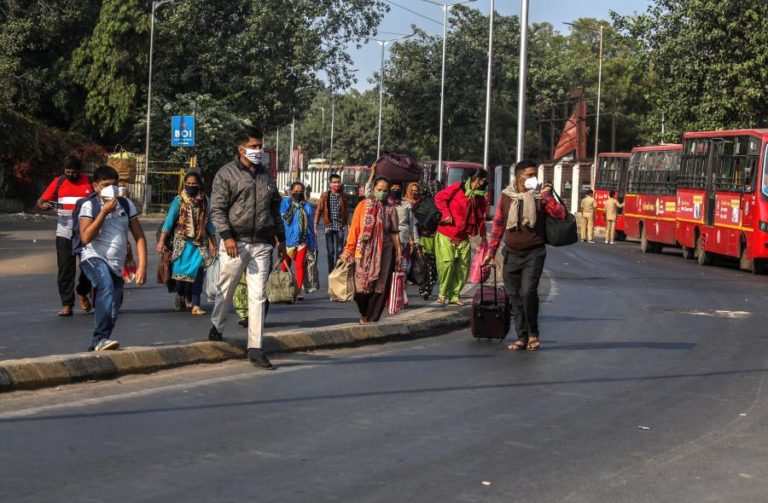ÍNDIA ENTRA EM RECESSÃO COM QUEDA DO PIB DE 7,5% ENTRE JULHO E SETEMBRO