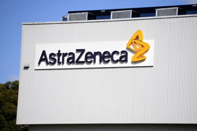 COVID-19: ASTRAZENECA AVANÇA COM ENSAIO ADICIONAL PARA VALIDAR EFICÁCIA DA VACINA