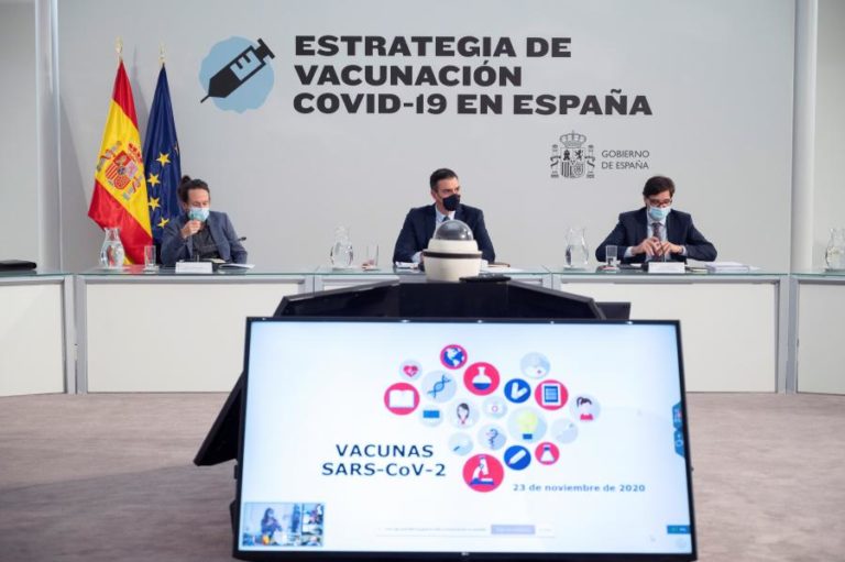 COVID-19: ESPANHA VAI COMEÇAR POR VACINAR UTENTES E PESSOAL DE LARES DE IDOSOS