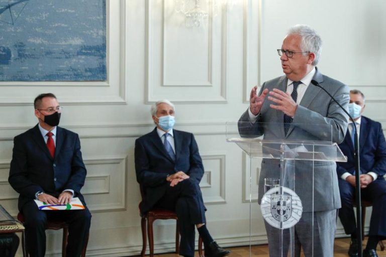 COVID-19: PROTEÇÃO CIVIL VAI ESTAR ENVOLVIDA NA DISTRIBUIÇÃO DE VACINAS