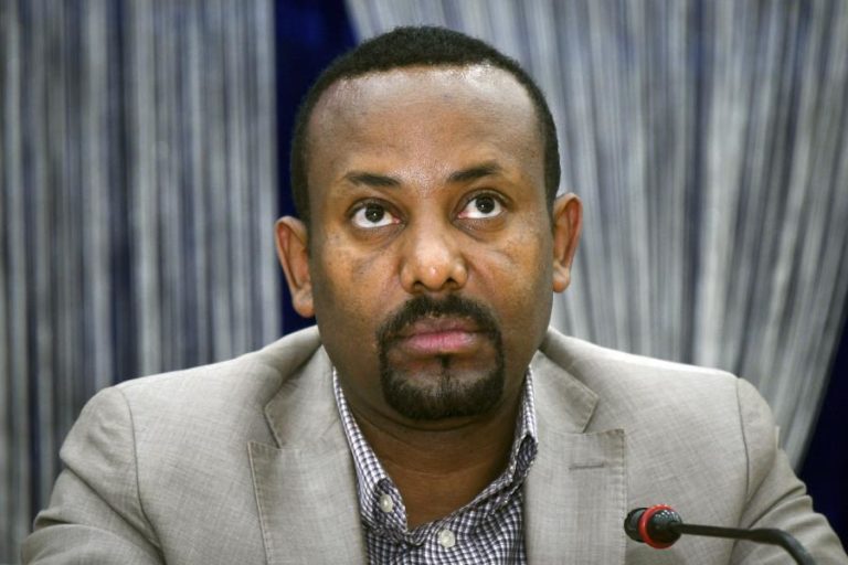 ETIÓPIA: PRIMEIRO-MINISTRO DÁ ORDEM AO EXÉRCITO PARA AVANÇAR SOBRE TIGRAY