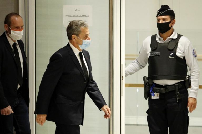 PROCESSO POR CORRUPÇÃO DO EX-PR NICOLAS SARKOZY SERÁ RETOMADO SEGUNDA-FEIRA