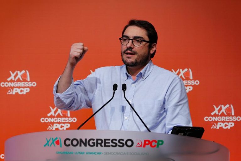 NUNCA SEREMOS PRIMEIRO VIOLINO DE ORQUESTRA DIRIGIDA POR SOCIAIS-DEMOCRATAS, DIZ LÍDER PARLAMENTAR DO PCP