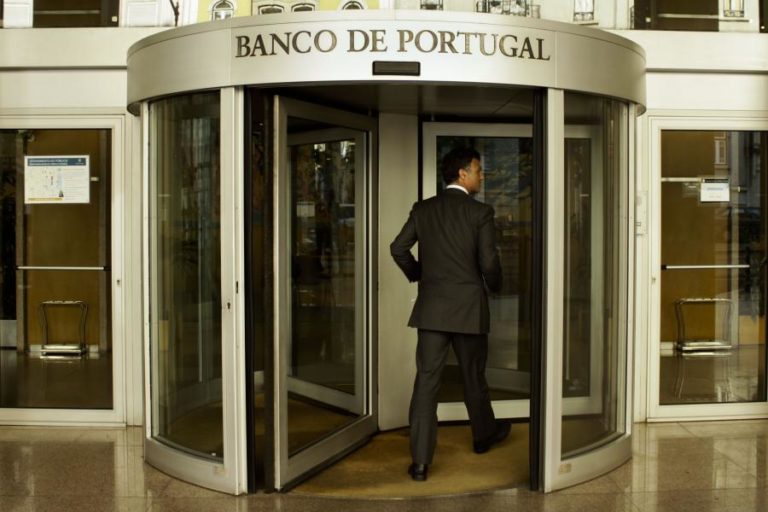 BANCO DE PORTUGAL APONTA PARA RECUPERAÇÃO DE 3,9% DA ECONOMIA EM 2021