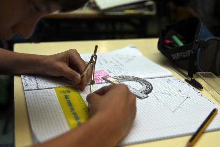 ALUNOS DO 4.º ANO ESTÃO PIORES A MATEMÁTICA MAS HOUVE MELHORIAS EM 25 ANOS