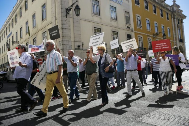 BANIF: LESADOS MARCAM CINCO ANOS DA RESOLUÇÃO COM MANIFESTAÇÃO NO PARLAMENTO