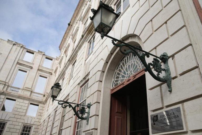 ESPÓLIO DA ARTISTA MARIA KEIL VAI SER INVENTARIADO E DEPOSITADO NUM MUSEU NACIONAL