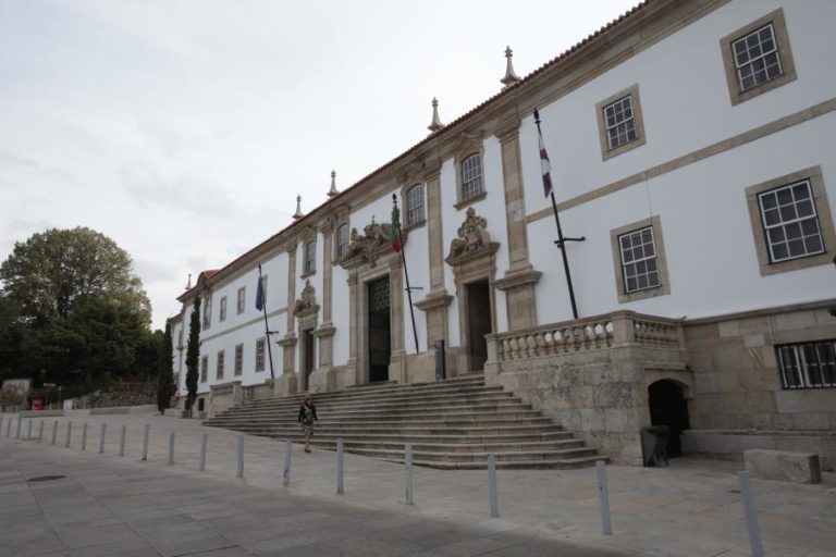 COVID-19: CÂMARA DE GOUVEIA CONTESTA CLASSIFICAÇÃO DE RISCO MUITO ELEVADO