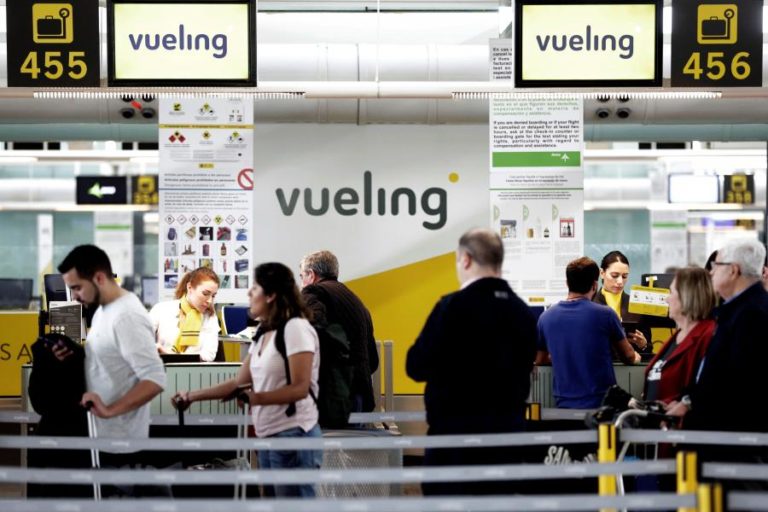 COVID-19: VUELING COMPROMETE-SE A DEVOLVER DINHEIRO A PASSAGEIROS AFETADOS