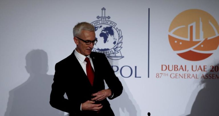 COVID-19: INTERPOL TEME AUMENTO “DRAMÁTICO” DE CRIMES RELACIONADOS COM VACINAS