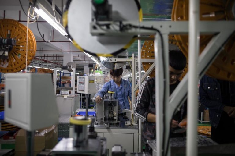 PRODUÇÃO RECUA EM OUTUBRO NA ZONA EURO E UE – EUROSTAT