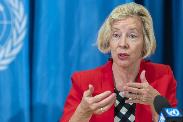 COVID-19: AGÊNCIA EUROPEIA DO MEDICAMENTO ALERTA SOBRE VERIFICAÇÃO DAS VACINAS