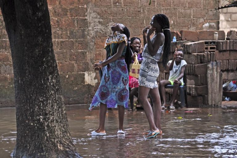 COVID-19: CASAMENTOS DE RAPARIGAS MENORES EM ÁFRICA E ÁSIA DEVEM AUMENTAR – ONU