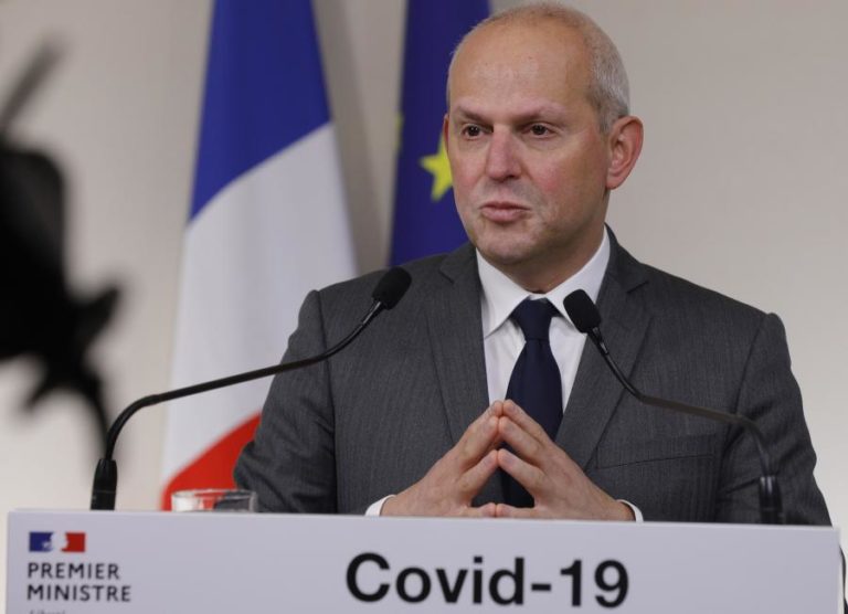 FRANÇA “ESTÁ LONGE” DOS NÚMEROS QUE PERMITEM DESCONFINAMENTO A 15 DE DEZEMBRO