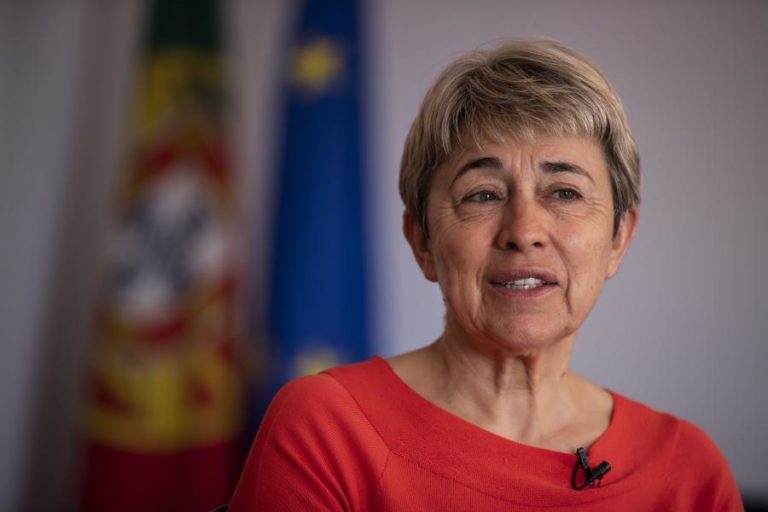 COVID-19: SECRETÁRIA DE ESTADO QUER PORTUGAL FORA DE LISTA VERMELHA SUÍÇA