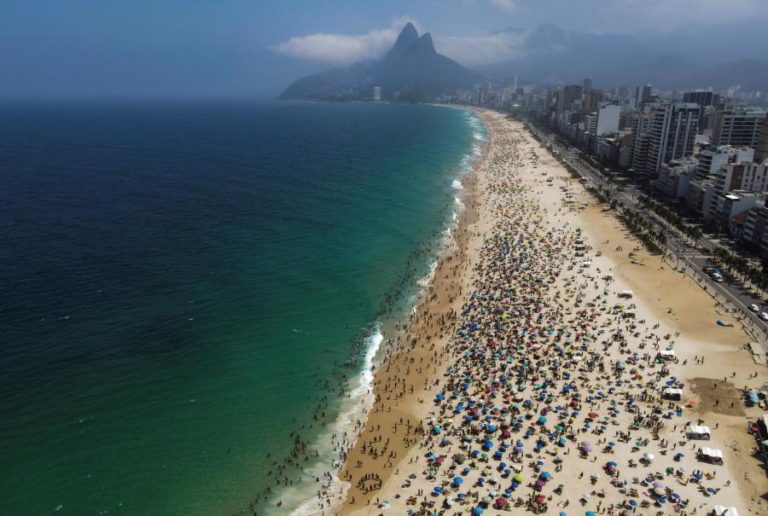 COVID-19: RIO DE JANEIRO CANCELA FESTA DE RÉVEILLON 2021 DEVIDO À PANDEMIA