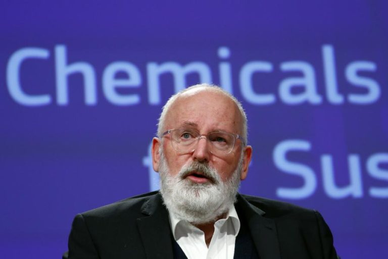 WEB SUMMIT: FRANS TIMMERMANS VÊ PORTUGAL NA “POLE POSITION DA TRANSIÇÃO ENERGÉTICA”