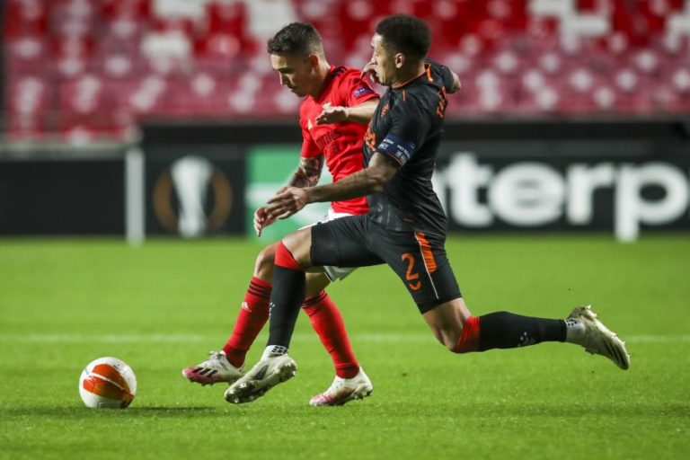 LE: GRIMALDO FORA DAS OPÇÕES DO BENFICA, FERRO, DIOGO GONÇALVES E CERVI REGRESSAM