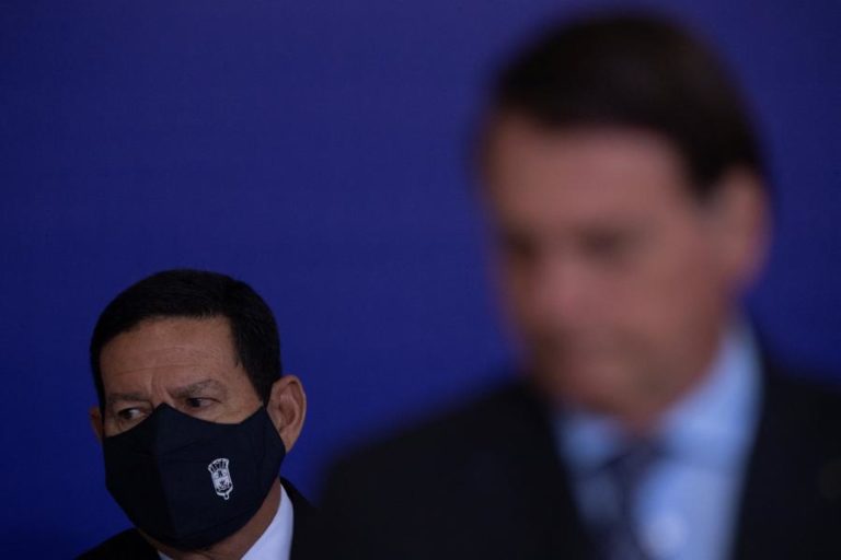 BRASIL DIZ QUE ALTA DE 9,5% NA DESFLORESTAÇÃO DA AMAZÓNIA PODERIA TER SIDO PIOR