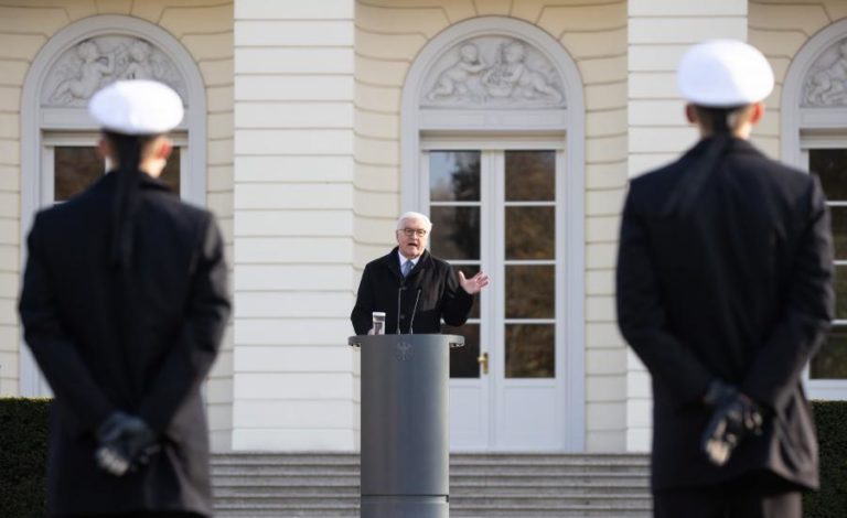 COVID-19: PRESIDENTE ALEMÃO PEDE AO PAÍS QUE ACEITE AS NOVAS RESTRIÇÕES