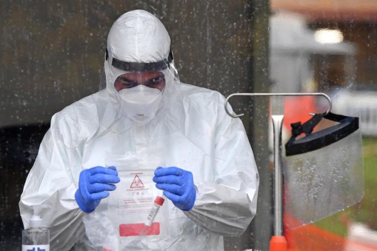 2020: REDAÇÃO DA LUSA ELEGE PANDEMIA, PROFISSIONAIS DE SAÚDE E CIENTISTAS