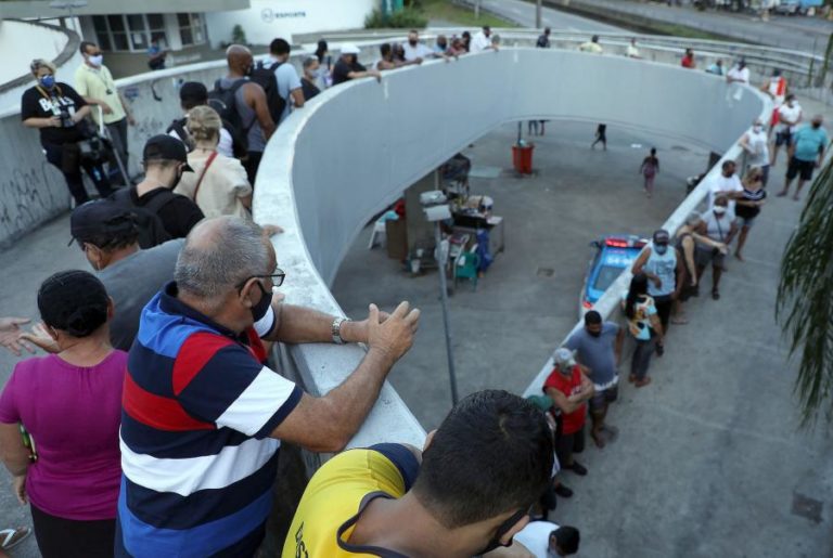 MINISTÉRIO DIZ QUE ECONOMIA BRASILEIRA VAI RECUPERAR SEM AUXÍLIO DO GOVERNO