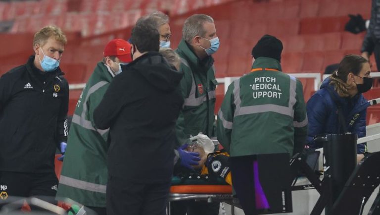 RAÚL JIMÉNEZ DEIXA O HOSPITAL E REGRESSA A CASA