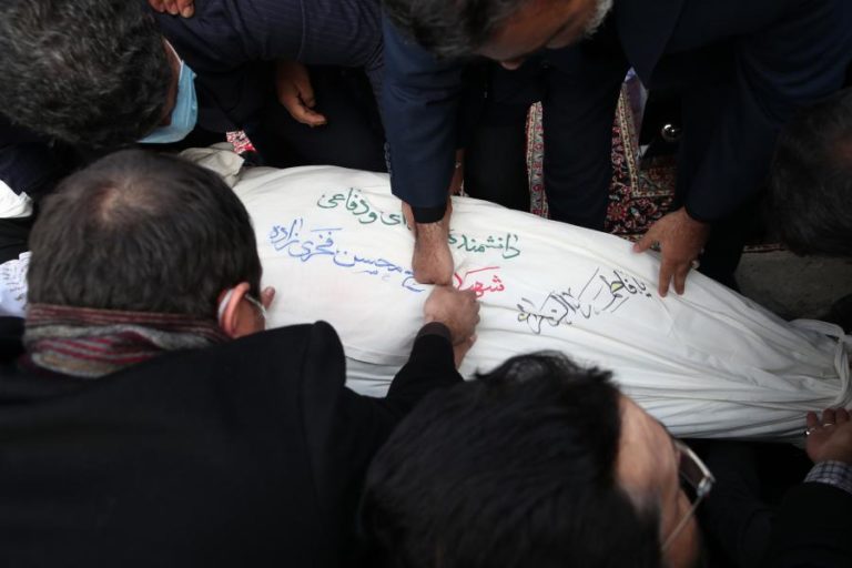 IRÃO DIZ TER DETIDO PESSOAS ENVOLVIDAS NO ASSASSÍNIO DE CIENTISTA NUCLEAR