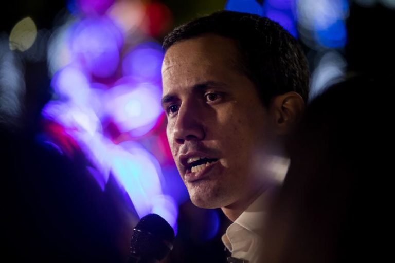 VENEZUELA/ELEIÇÕES: OPOSIÇÃO AFIRMA QUE PARTICIPAÇÃO NAS PRIMEIRAS HORAS É INFERIOR A 3%