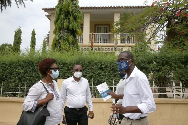 SINDICATO DOS MÉDICOS DE ANGOLA AMEAÇA COM GREVE DEVIDO A PROCESSO CONTRA DIRIGENTE