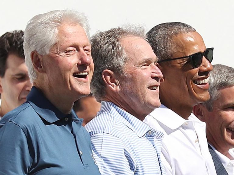 COVID-19: EX-PRESIDENTES OBAMA, BUSH E CLINTON VÃO VACINAR-SE PUBLICAMENTE