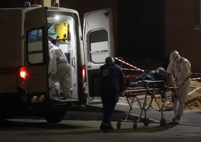 COVID-19:  RÚSSIA REGISTA 27.403 NOVOS CASOS NAS ÚLTIMAS 24 HORAS