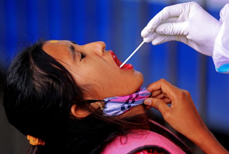 COVID-19: ÍNDIA COM 385 MORTOS E 26.567 CASOS NAS ÚLTIMAS 24 HORAS