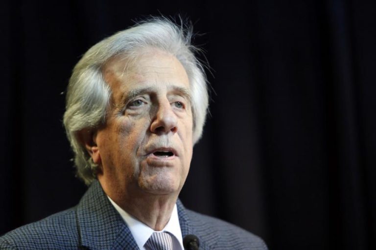 TABARÉ VAZQUEZ, MÉDICO QUE FEZ HISTÓRIA NA POLÍTICA URUGUAIA, MORRE AOS 80 ANOS