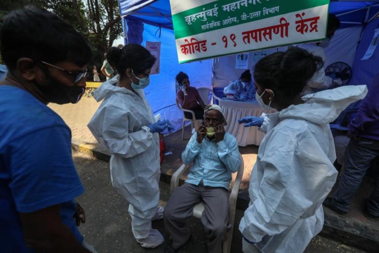 COVID-19: ÍNDIA COM 391 MORTOS E 32.981 CASOS NAS ÚLTIMAS 24 HORAS