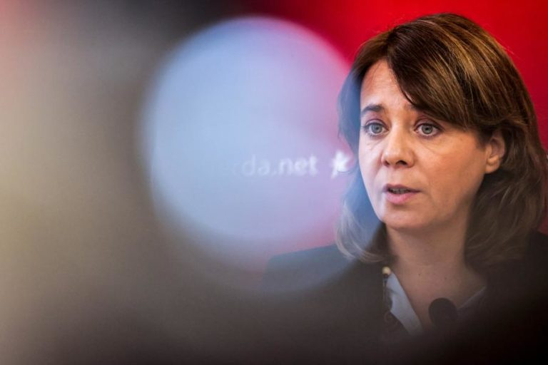 BE CONSIDERA QUE AUMENTO DO SALÁRIO MÍNIMO DE 30 EUROS “É O MÍNIMO DO MÍNIMOS”