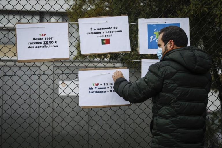 TAP: TRABALHADORES PROTESTAM CONTRA PLANO DE REESTRUTURAÇÃO DA COMPANHIA