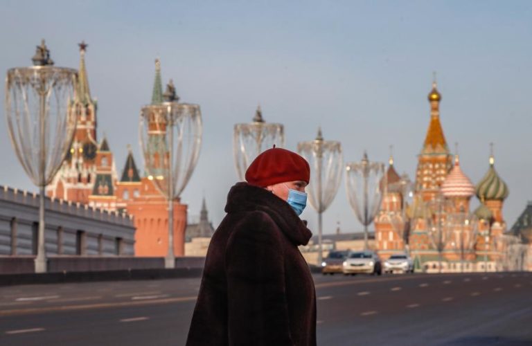 COVID-19: RÚSSIA REGISTA 587 MORTES NAS ÚLTIMAS 24 HORAS E ULTRAPASSA AS 49.000