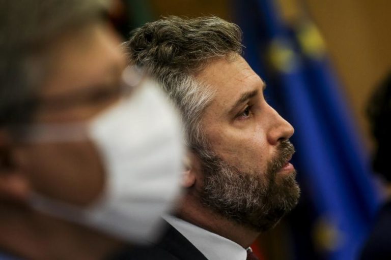 TAP: NOVA GESTÃO ENTRA QUANDO REESTRUTURAÇÃO FICAR FECHADA COM BRUXELAS — GOVERNO