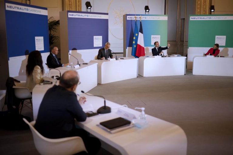 LÍDERES MUNDIAIS AFIRMAM COMPROMISSO COM COMBATE GLOBAL ÀS ALTERAÇÕES CLIMÁTICAS