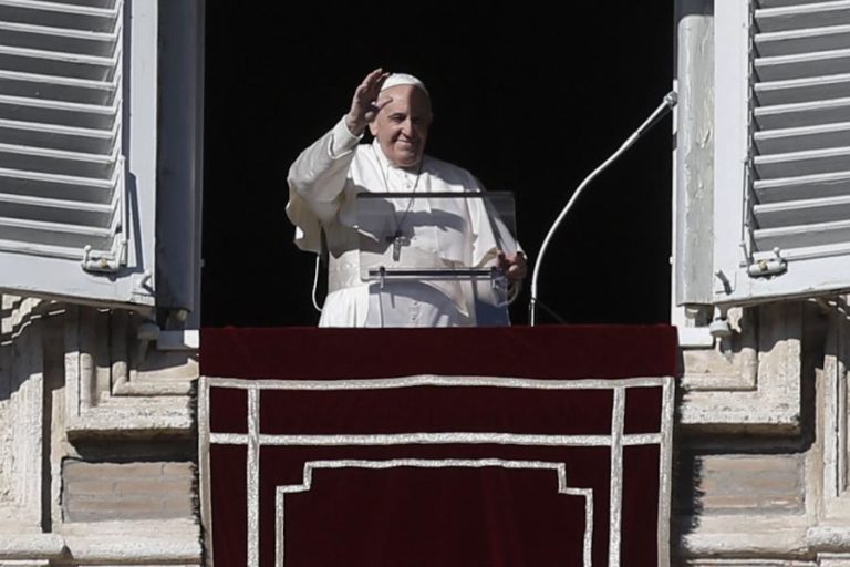 PAPA LEMBRA VÍTIMAS DA PANDEMIA NA MENSAGEM DO DIA MUNDIAL DA PAZ