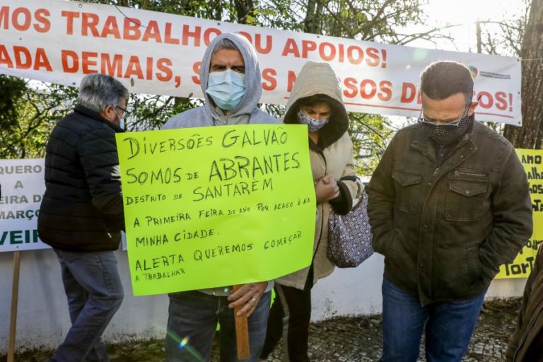 COVID-19: EMPRESÁRIOS ITINERANTES EXIGEM TRABALHO OU APOIOS