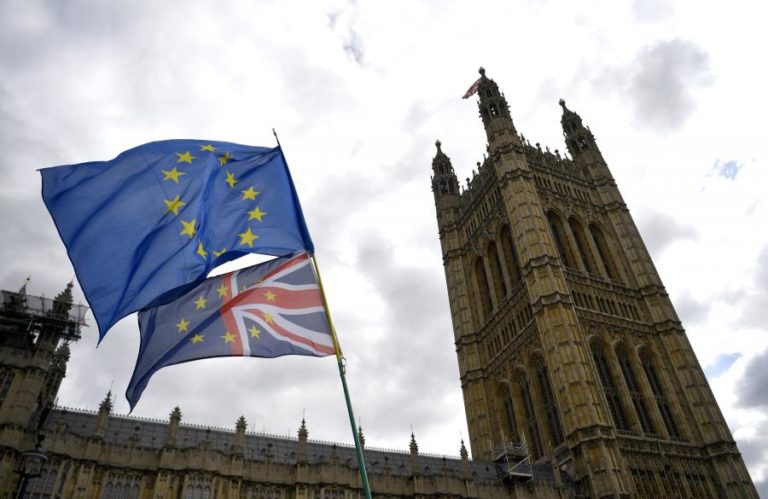 BREXIT: UNIÃO EUROPEIA E REINO UNIDO CHEGAM A ACORDO