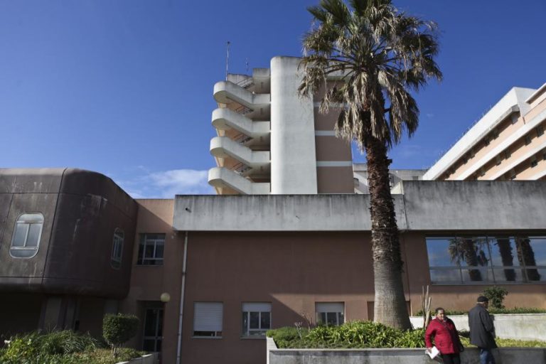 COVID-19: GARCIA DE ORTA ESGOTA CAPACIDADE DE CAMAS AFETAS À INFEÇÃO PELO SARS-COV-2